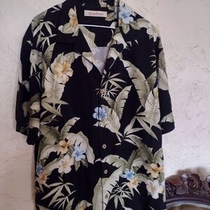 Tommy Bahama Mens button down 100%silk SIZE L